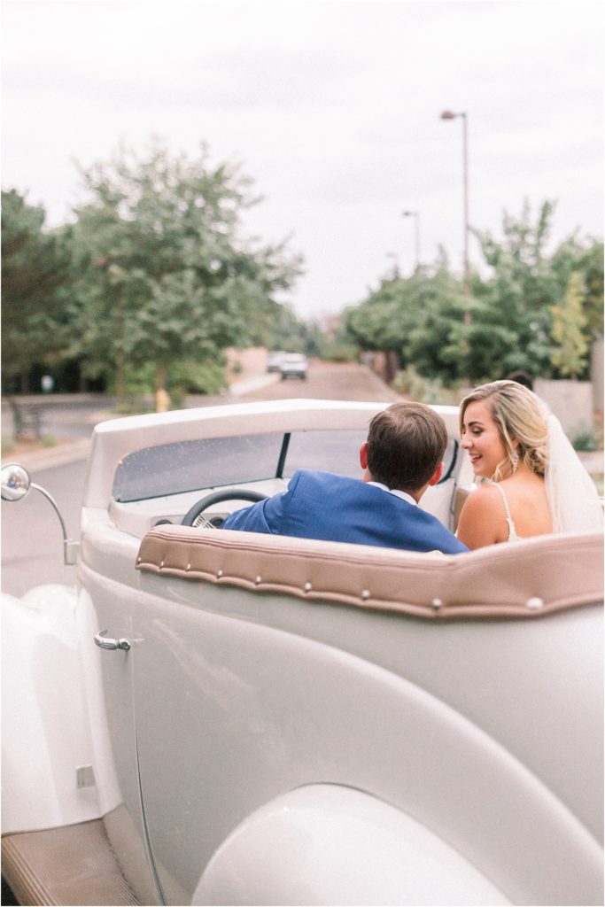 Final shot of the happily married couple captured by Shayla Cristine Photography, wedding photographers based in New Mexico serving Albuquerque and Santa Fe areas and also traveling. 