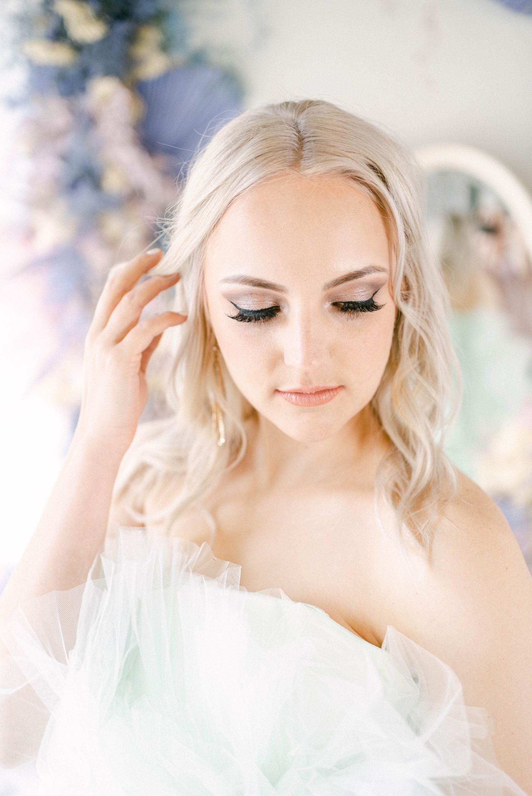 gorgeous bride with stunning background imagery to create a soft beautiful bridal portrait